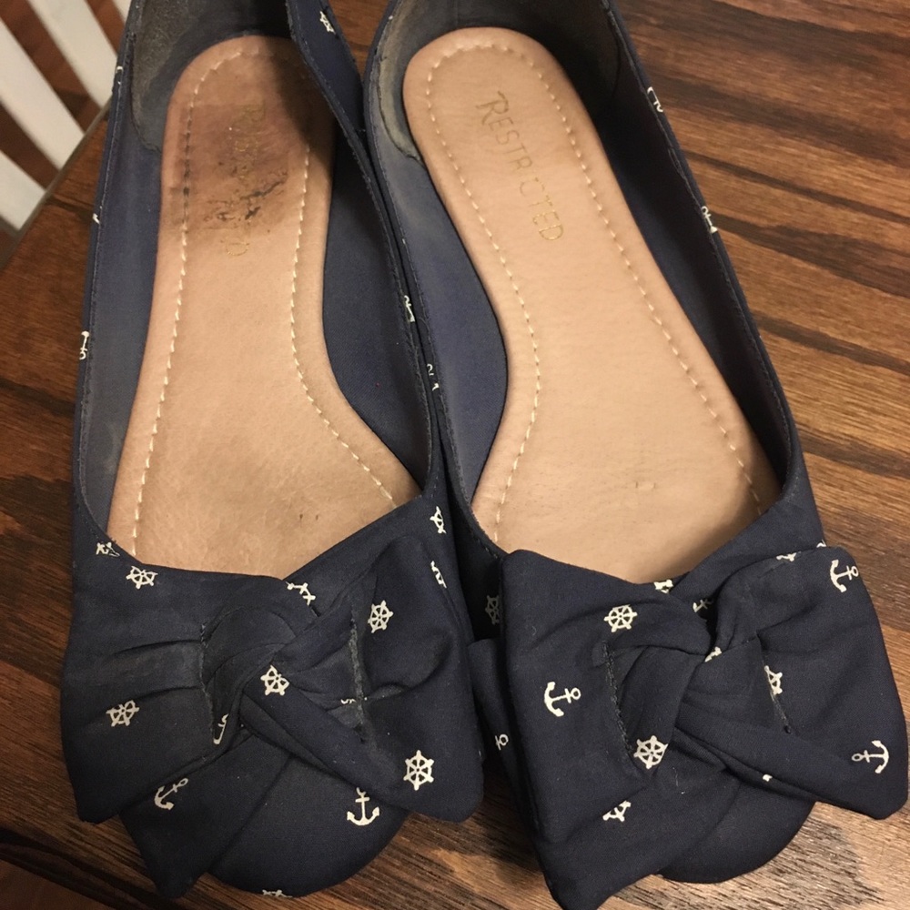 Navy blue flats size 8